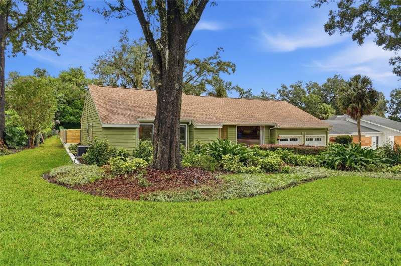 4 bedroom Single Family Residence at 828 Brookwood Drive, Brookwood Sub, Lakeland — photo 3