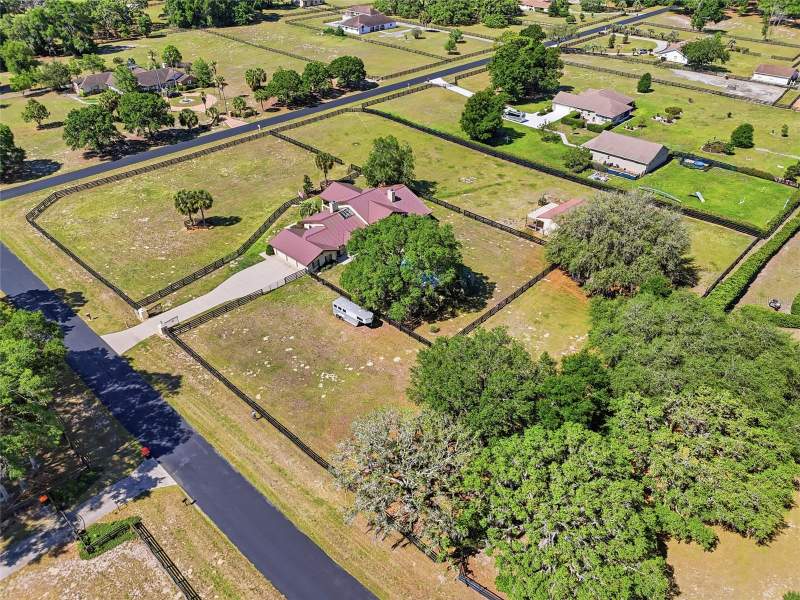4 bedroom Single Family Residence at 9700 SW 67th Terrace, Countryside Farms, Ocala — photo 4