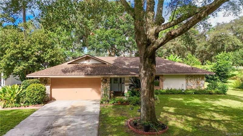 2 bedroom Single Family Residence at 8156 SW 204th Court, Rainbow'S End Estates, Dunnellon — photo 5