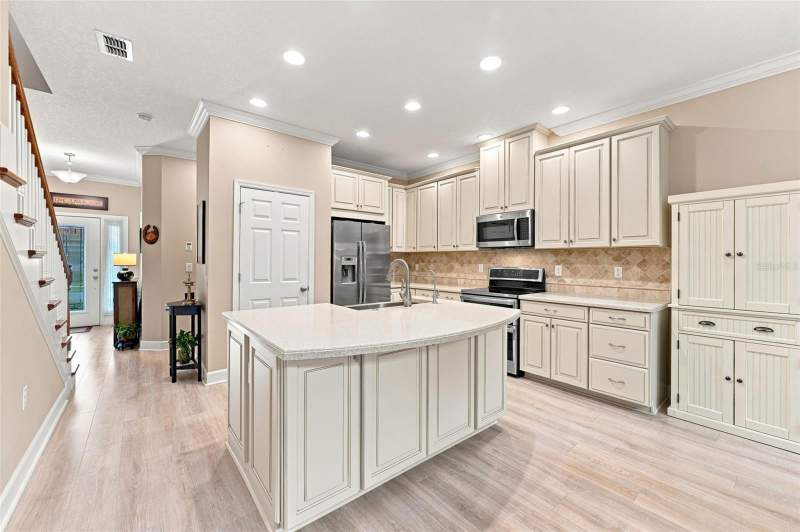 3 bedroom Townhouse at 8738 Terracina Lake Drive, Terracina, Tampa — photo 4