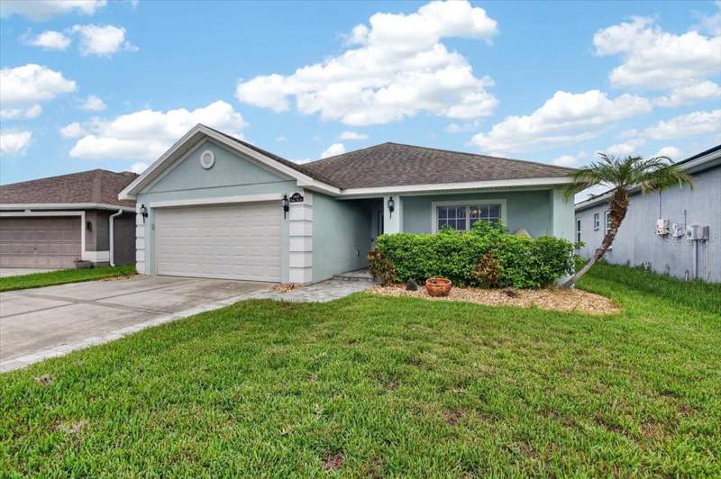 3 bedroom Single Family Residence at 14415 Barley Field Drive, Ayersworth Glen, Wimauma — photo 3