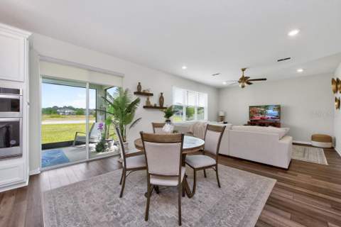 12908 Brookside Moss Drive, Riverview FL - photo 10 of 54