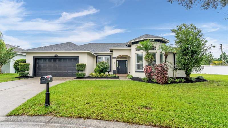 4 bedroom Single Family Residence at 2514 Colonel Ford Drive, Benford Heights, Lakeland — photo 2