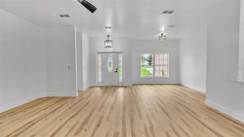11277 Fool Duck Avenue, Weeki Wachee FL - photo 18 of 58
