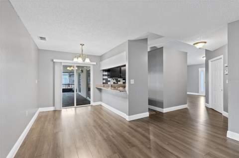 1025 Derbyshire Drive, Kissimmee FL - photo 12 of 31