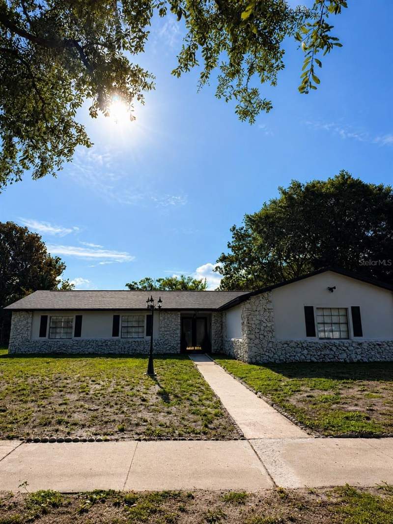 3 bedroom Single Family Residence at 1241 Angeline Avenue, Dover Manor, Orlando — photo 2