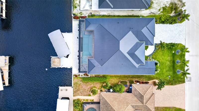 4 bedroom Single Family Residence at 2819 SW 40th Street, Cape Coral, Cape Coral — photo 5