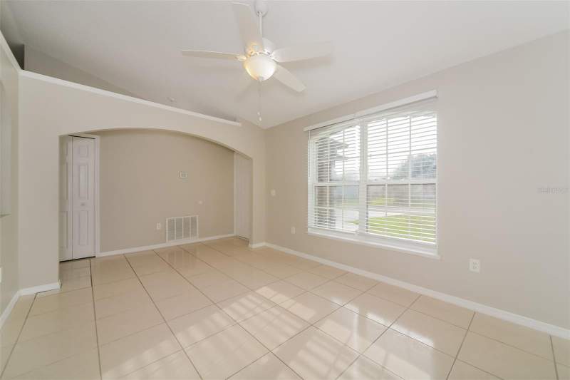 3 bedroom Single Family Residence at 611 Basingstoke Court, Poinciana Village 2 Nbhd 3, Kissimmee — photo 3
