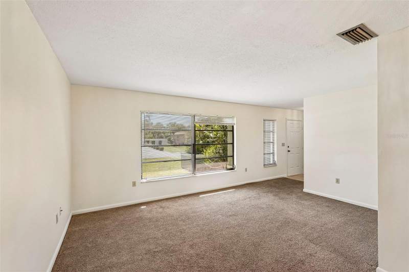 2 bedroom Single Family Residence at 21286 Giddings Avenue, Port Charlotte Sec 027, Port Charlotte — photo 4