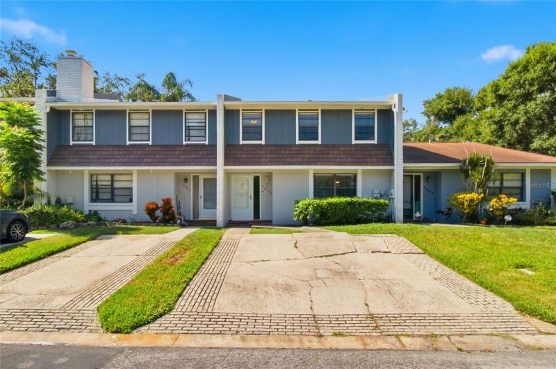 3039 ABBEY COURT home for sale in Harvard Arms Townhouses