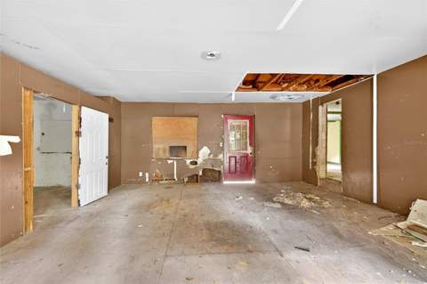 15176 NE 154th Lane, Fort Mc Coy FL - photo 9 of 33