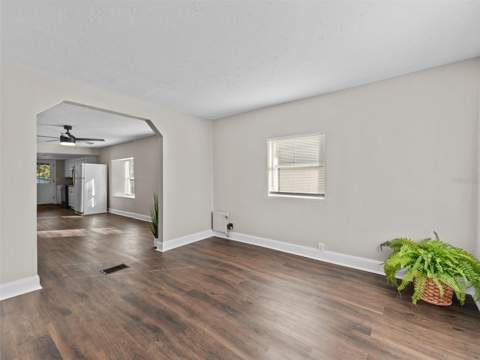 3622 E Mohawk Avenue, Tampa FL - photo 8 of 23