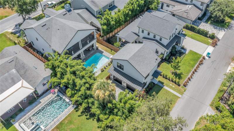 5 bedroom Single Family Residence at 1200 Edwards Lane, Adair Park, Orlando — photo 3