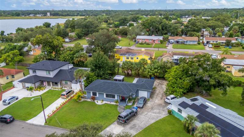 2 bedroom Single Family Residence at 2701 17th Street, Lakeside 1st Add, St Petersburg — photo 4
