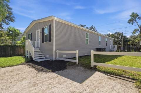 39148 Orient Avenue, Zephyrhills FL - photo 8 of 46