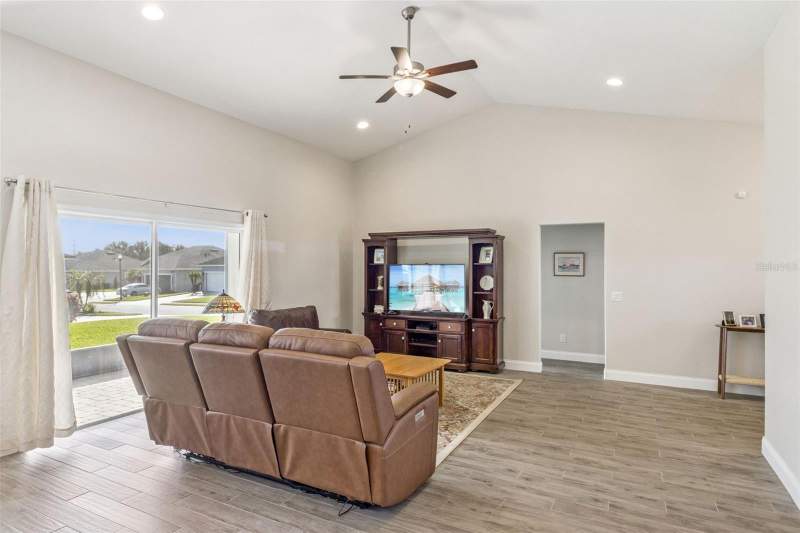 3 bedroom Single Family Residence at 6116 Highlands Grace Boulevard, Highlands Grace, Lakeland — photo 5
