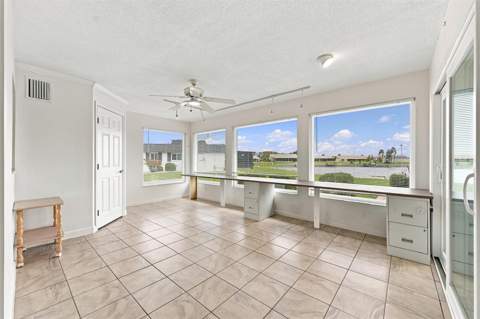 1811 Milford Circle, Sun City Center FL - photo 12 of 65