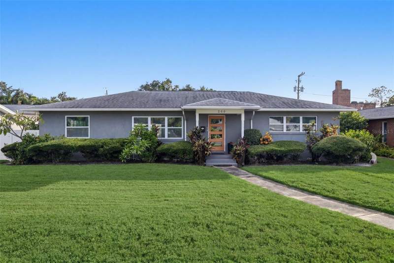 200 PARK STREET home for sale in Davista