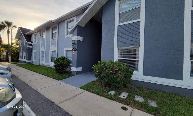 4136 PERSHING POINTE PLACE #5 home for sale in Palmas Altas