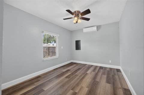 6462 Sealawn Drive, Spring Hill FL - photo 15 of 30