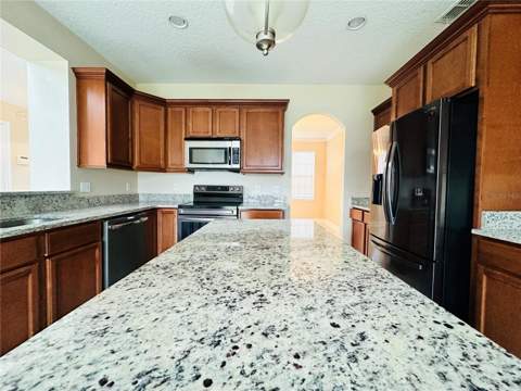 438 Palm Drive, Sanford FL - photo 11 of 44