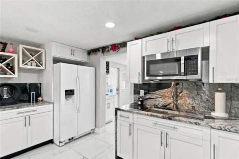 101 Mitchell Drive, Brandon FL - photo 11 of 41