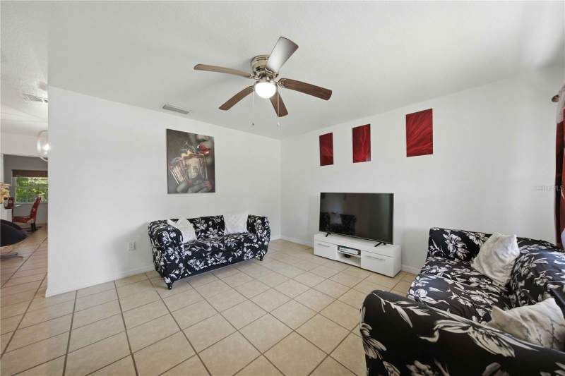 3 bedroom Single Family Residence at 3416 NE 22nd Court, Sun Ray Estates, Ocala — photo 4