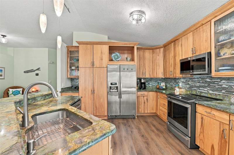 3 bedroom Single Family Residence at 5604 Tughill Drive, Andover Ph 2 & Ph 3, Tampa — photo 3