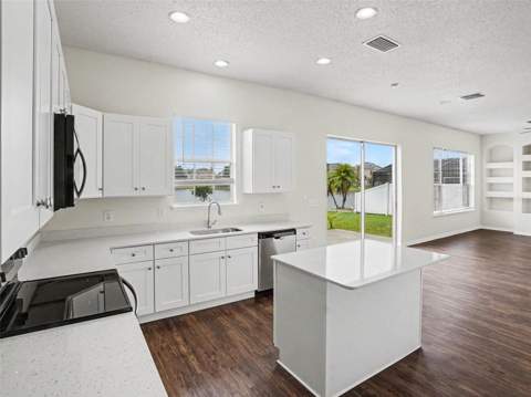 2220 Sand Arbor Circle, Orlando FL - photo 8 of 27