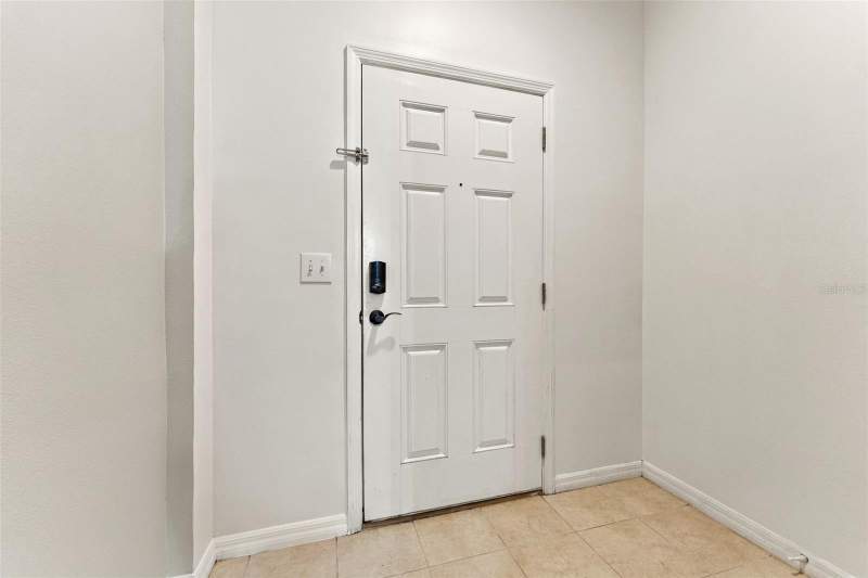 3 bedroom Townhouse at 4643 69th Place, Sawgrass Village, Pinellas Park — photo 5