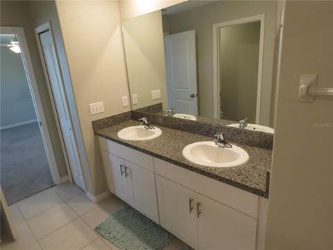 15518 Miller Creek Drive, Sun City Center FL - photo 8 of 27