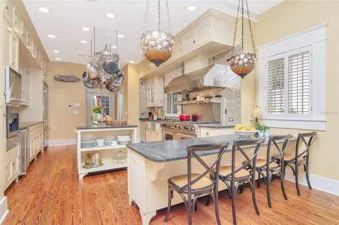 713 S Delaware Avenue, Tampa FL - photo 8 of 29