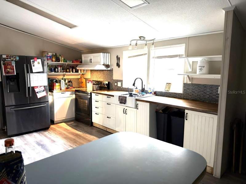 4 bedroom Manufactured Home at 4126 W Bella Vista Street, Webster & Omohundro Sub, Lakeland — photo 3