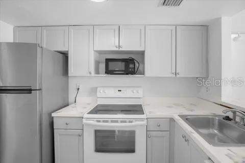 564 Orange Drive #40, Altamonte Springs FL - photo 6 of 6
