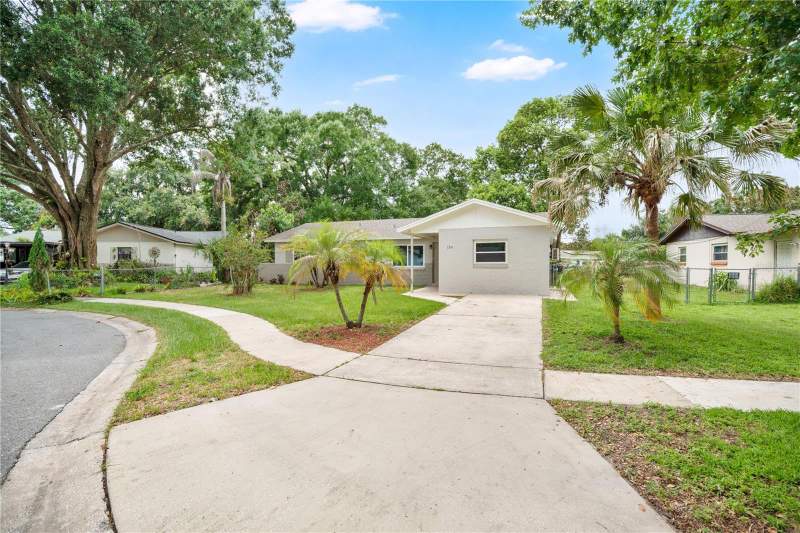 5 bedroom Single Family Residence at 130 KASEY DRIVE, AZALEA HOMES, ORLANDO — photo 4