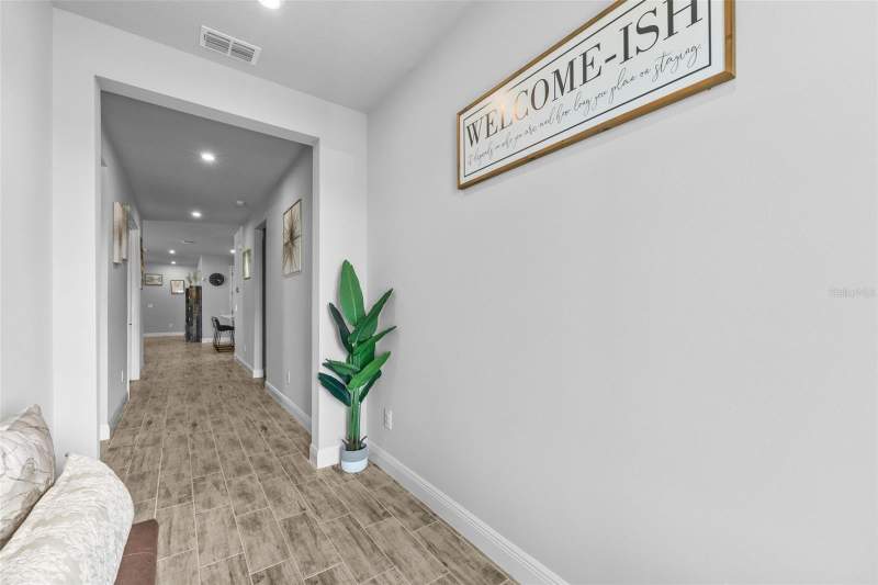 4 bedroom Single Family Residence at 6432 Timberdale Avenue, Chapel Xings Pcls G1 & G2, Wesley Chapel — photo 4