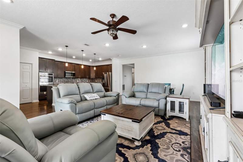 4 bedroom Single Family Residence at 8245 Olive Brook Drive, Epperson Ranch South Ph 1E-2, Wesley Chapel — photo 4