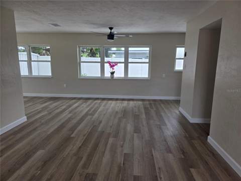 3066 66th Way, St Petersburg FL - photo 8 of 21