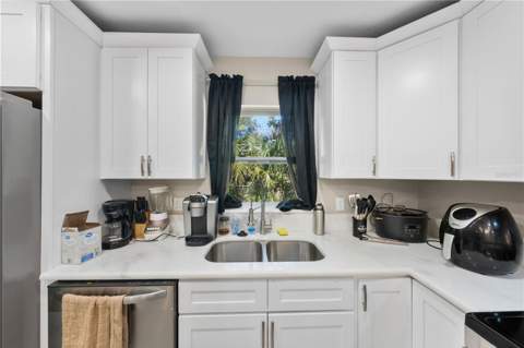 704 Cedar Street, Daytona Beach FL - photo 18 of 55