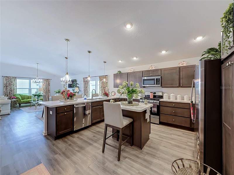 2 bedroom Villa at 6490 Ecoff Place, The Villages, The Villages — photo 2