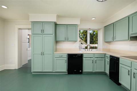 756 17th Avenue, St Petersburg FL - photo 17 of 46