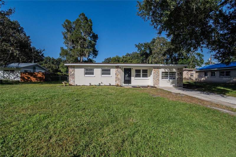 3 bedroom Single Family Residence at 2707 Dixie Road, Woodland Estates, Lakeland — photo 2