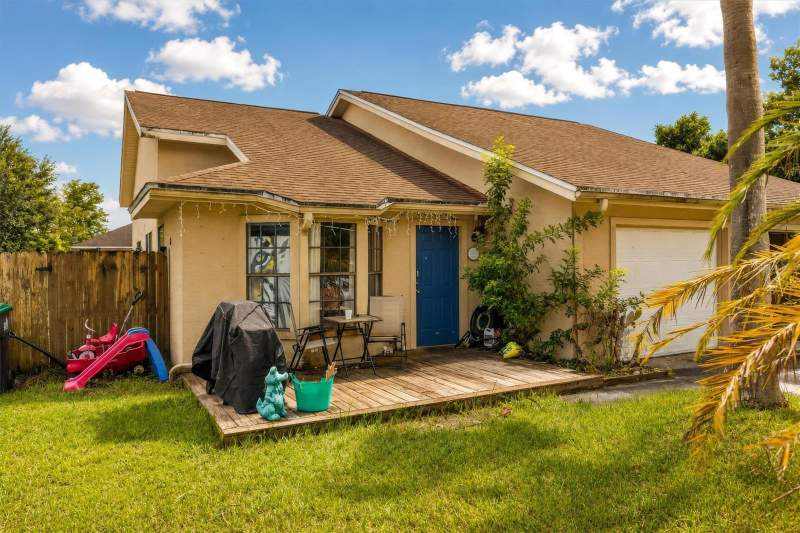 20644 MACON PARKWAY home for sale in Wedgefield Rocket City Homes for Sale: 13 Homes (1984–2008)