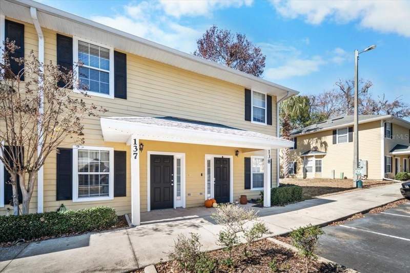 2 bedroom Condominium at 2945 SW 35th Place #137, Woods Edge South, Gainesville — photo 2