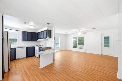 8819 Sheldon West Drive, Tampa FL - photo 21 of 43