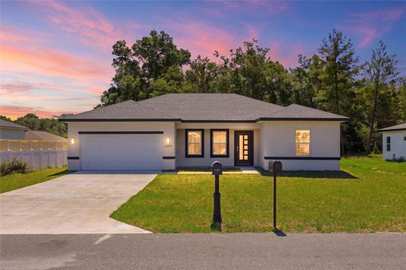 4 bedroom Single Family Residence at 16843 SW 18th Avenue Road, Marion Oaks Un 04, Ocala — photo 1