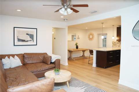 10906 N Lantana Avenue, Tampa FL - photo 6 of 38