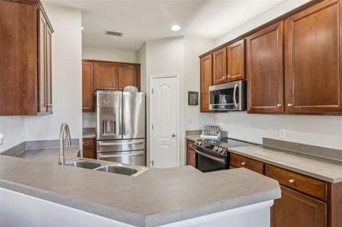 1947 Estancia Circle #8C, Kissimmee FL - photo 8 of 18