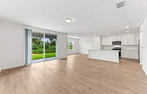 9877 Trellis Vine Way, Parrish FL - photo 6 of 6