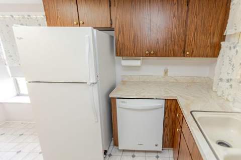 6402 Ocean Pines Lane, Spring Hill FL - photo 13 of 41